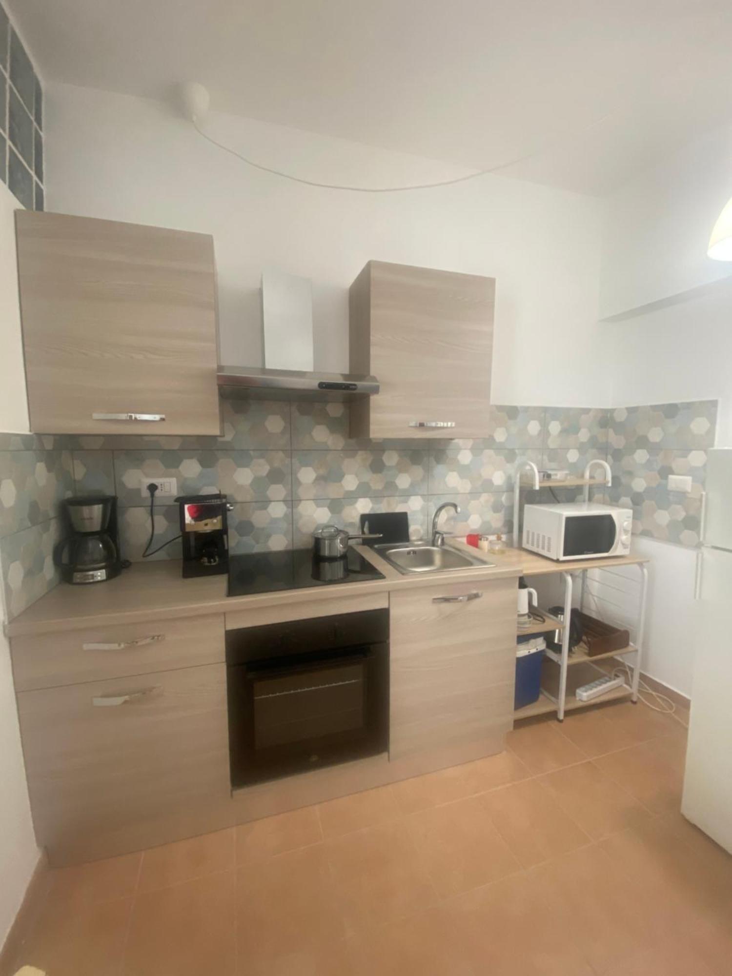 Bed And Breakfast Le Petunie Bari Sardo Exterior photo