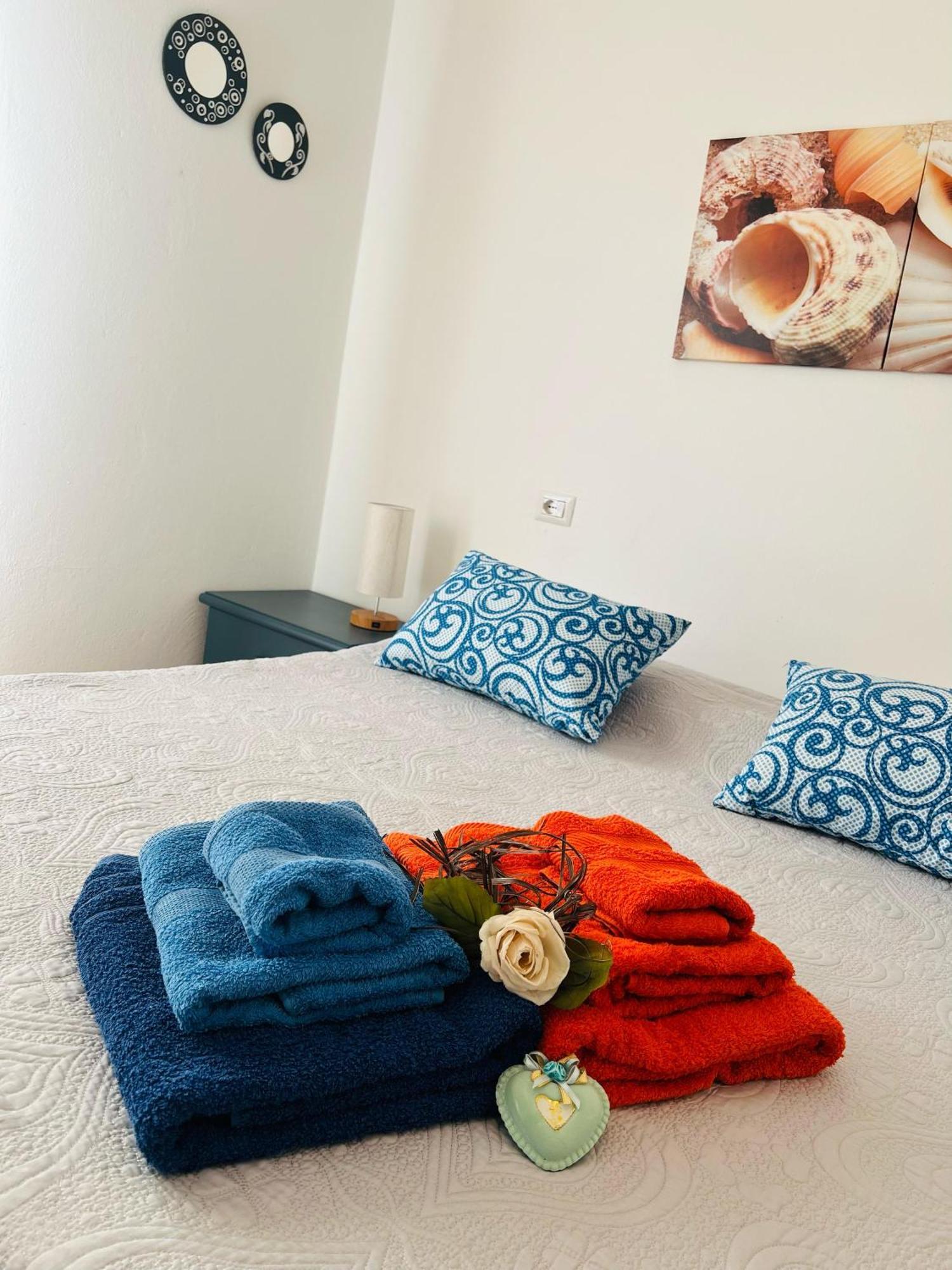 Bed And Breakfast Le Petunie Bari Sardo Exterior photo