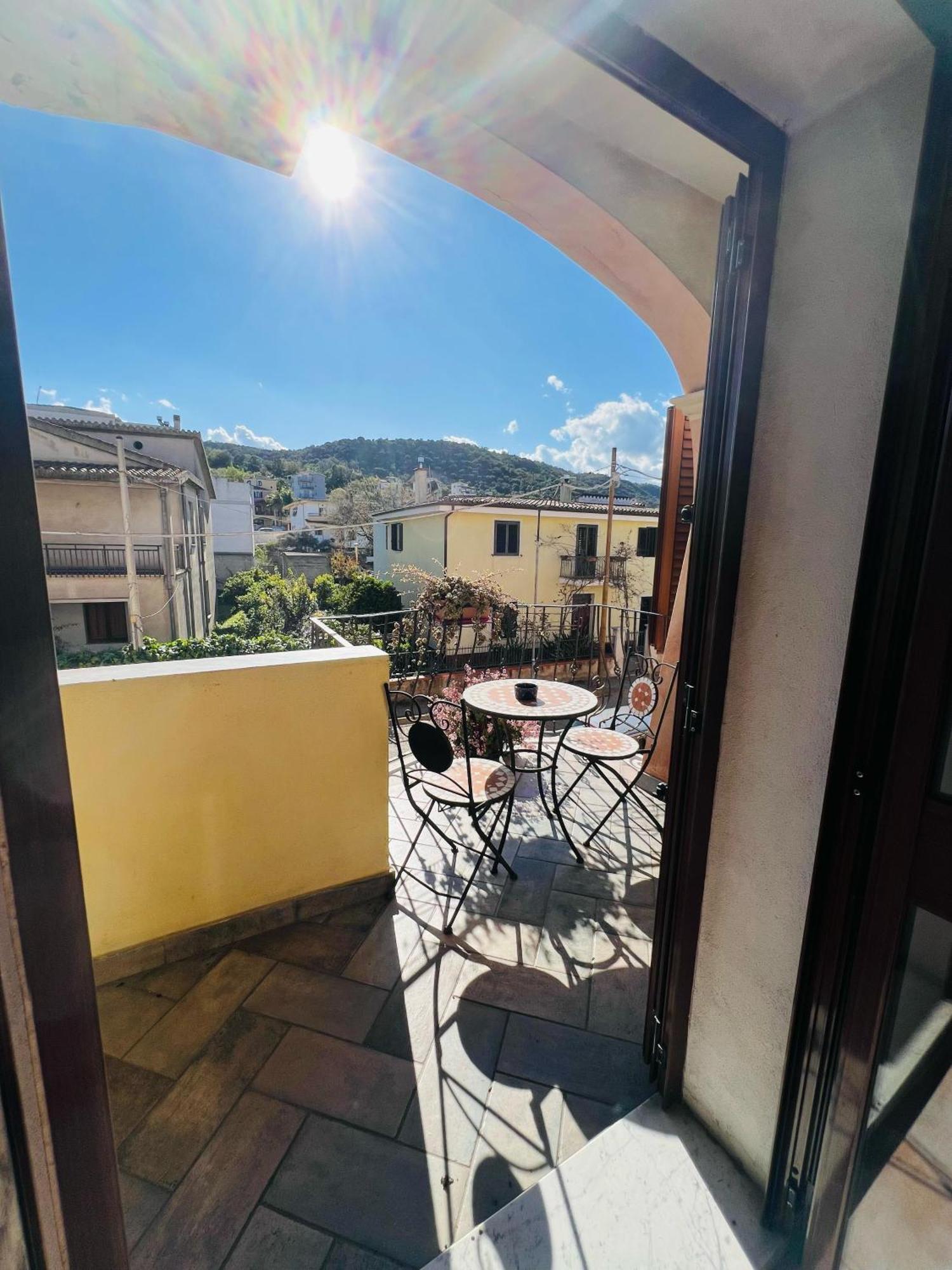 Bed And Breakfast Le Petunie Bari Sardo Exterior photo